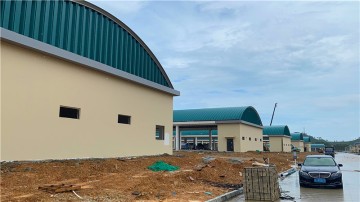 廣東汕尾車庫(kù)拱形屋頂工程案例